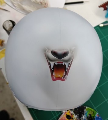 paso 3: Inicio del hocico y la boca del dragón con aerógrafo